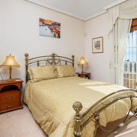 Stylish Near & Pool Access * Torrevieja